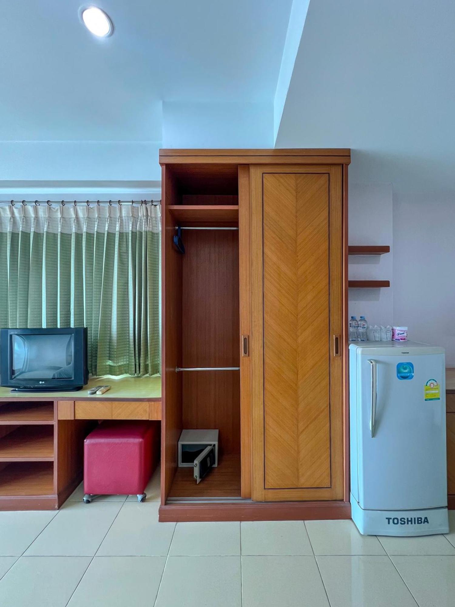 ホテル Pattara Mansion พัทยา パッタヤー エクステリア 写真